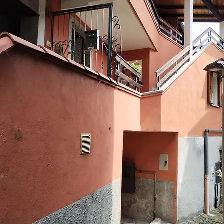 Апартаменты La Ghianda Con Terrazza Cossogno